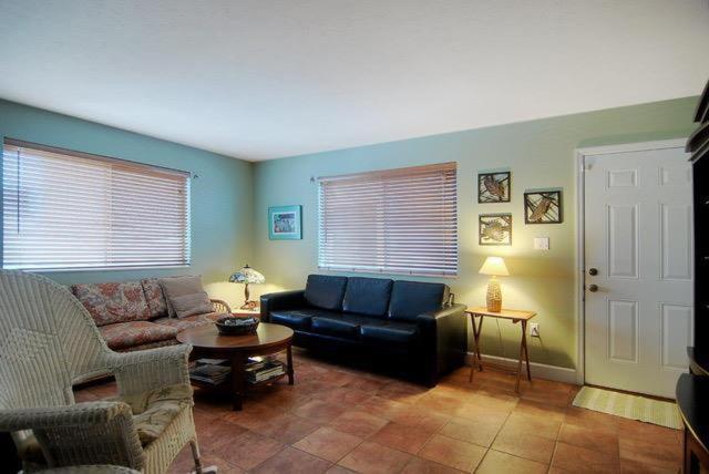 Quiet Vista Del Mar 2 Bedroom Condo Beachfront Property Cocoa Beach Esterno foto