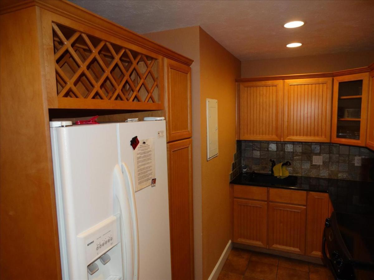 Quiet Vista Del Mar 2 Bedroom Condo Beachfront Property Cocoa Beach Esterno foto
