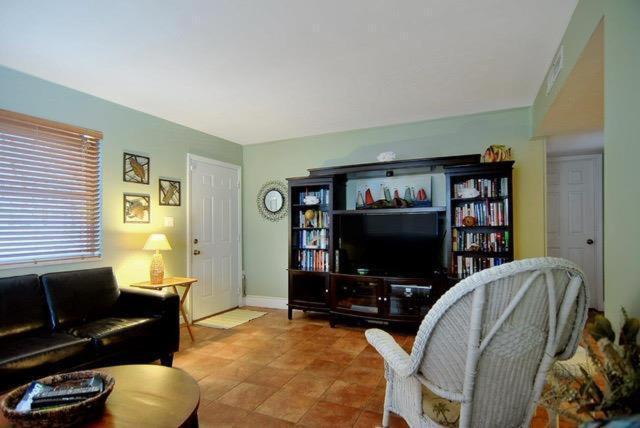 Quiet Vista Del Mar 2 Bedroom Condo Beachfront Property Cocoa Beach Esterno foto