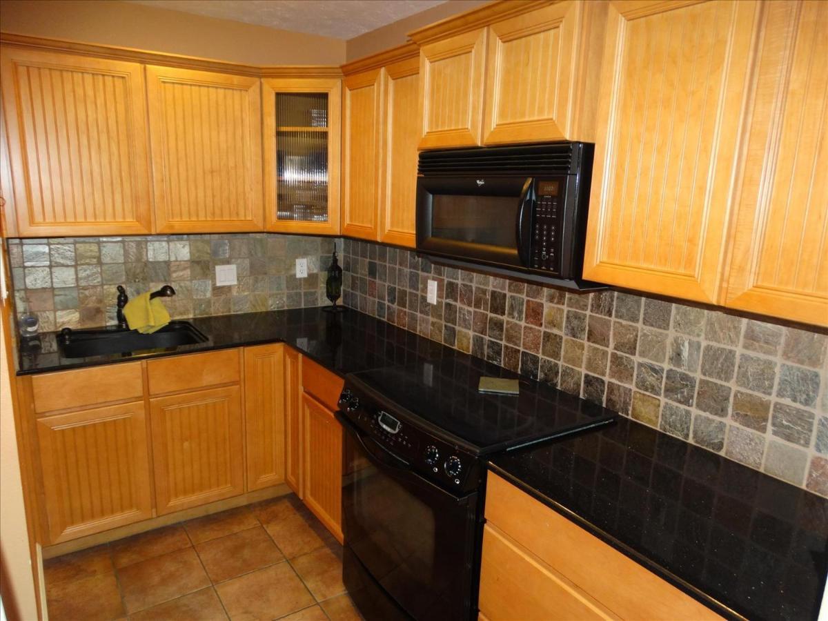 Quiet Vista Del Mar 2 Bedroom Condo Beachfront Property Cocoa Beach Esterno foto