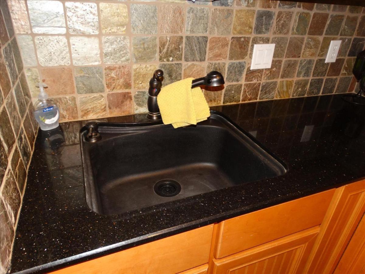 Quiet Vista Del Mar 2 Bedroom Condo Beachfront Property Cocoa Beach Esterno foto