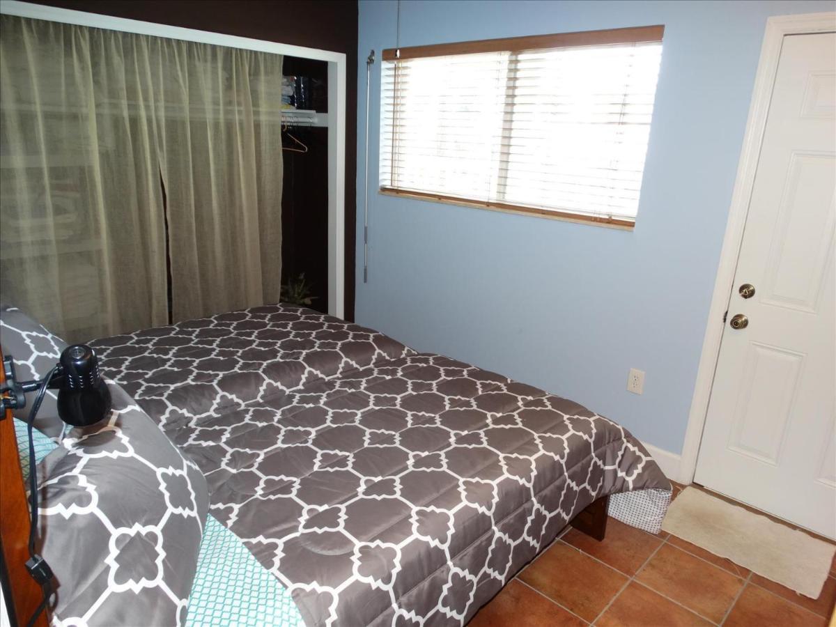 Quiet Vista Del Mar 2 Bedroom Condo Beachfront Property Cocoa Beach Esterno foto